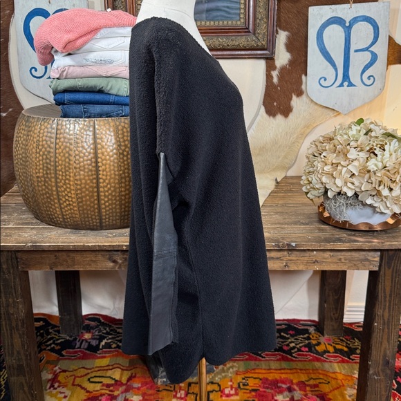 Maje Hence Black Sweater Dress/Tunic with Lamb Leather Sleeves - Picture 5 of 6